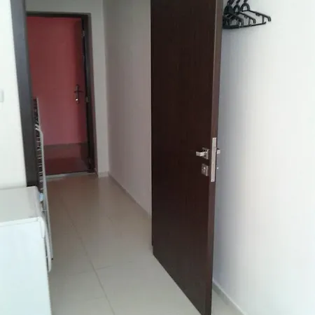 Апартаменты Studio On Batenberg 15